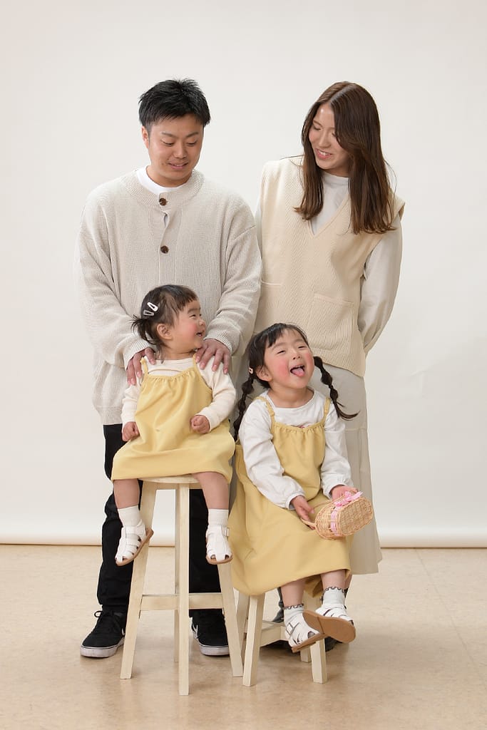 水戸市のセルフ写真館で撮影した笑顔の記念写真